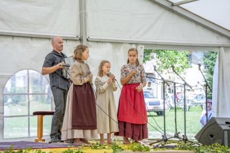 ODPRTJE GRADU DVOR (19)